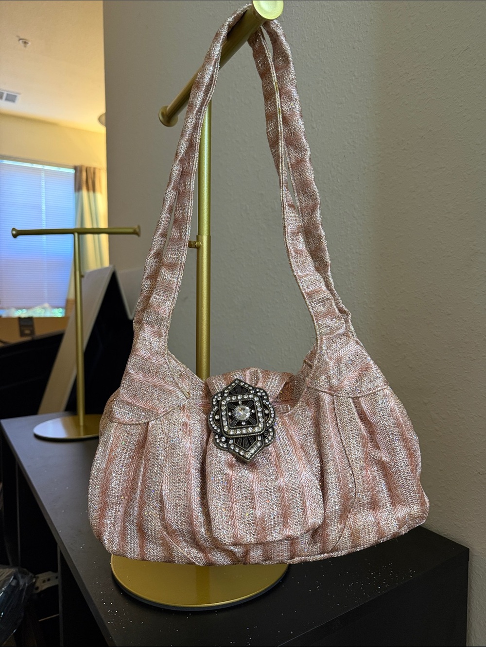Giorgio Ferretti stylish Pink Shimmer Shoulder Bag with Decorative Brooch